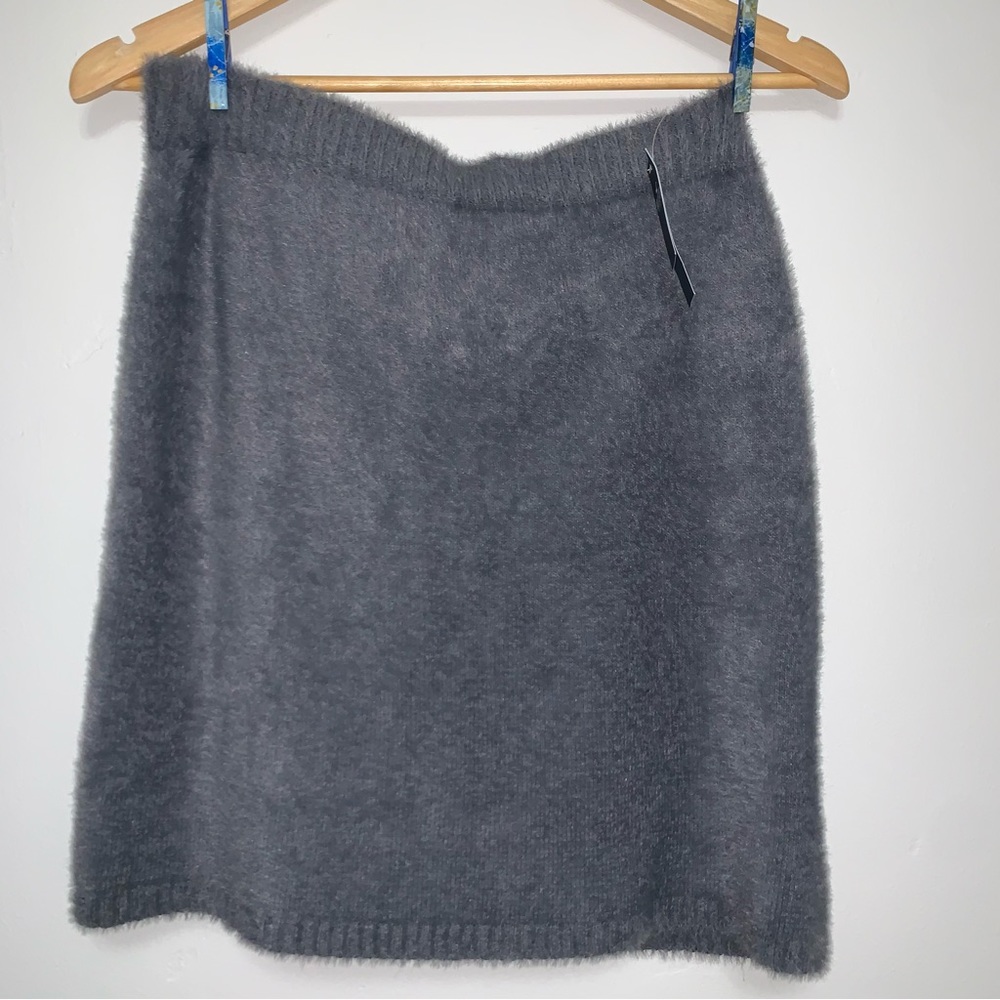 NWT Size L Grey Hollister Ultra High Rise Skirt